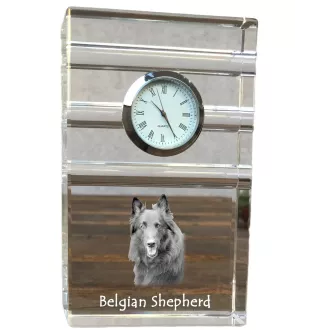 Chiens de Berger Belge - une horloge en verre avec une photo, une photo de chien dans un cristal, une horloge de bureau personnalisée de la marque Art-Dog