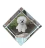 Bichon a poil frise, Bichon Frise, Bichon Tenerife - un cube de cristal avec une photo, une photo de cheval dans le cristal, un presse-papiers cubique de la marque Art-Dog