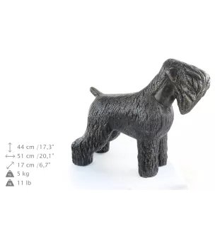 Terrier noir russe - Statue de chien à l'échelle 1:1, statue pour le jardin par Art-Dog