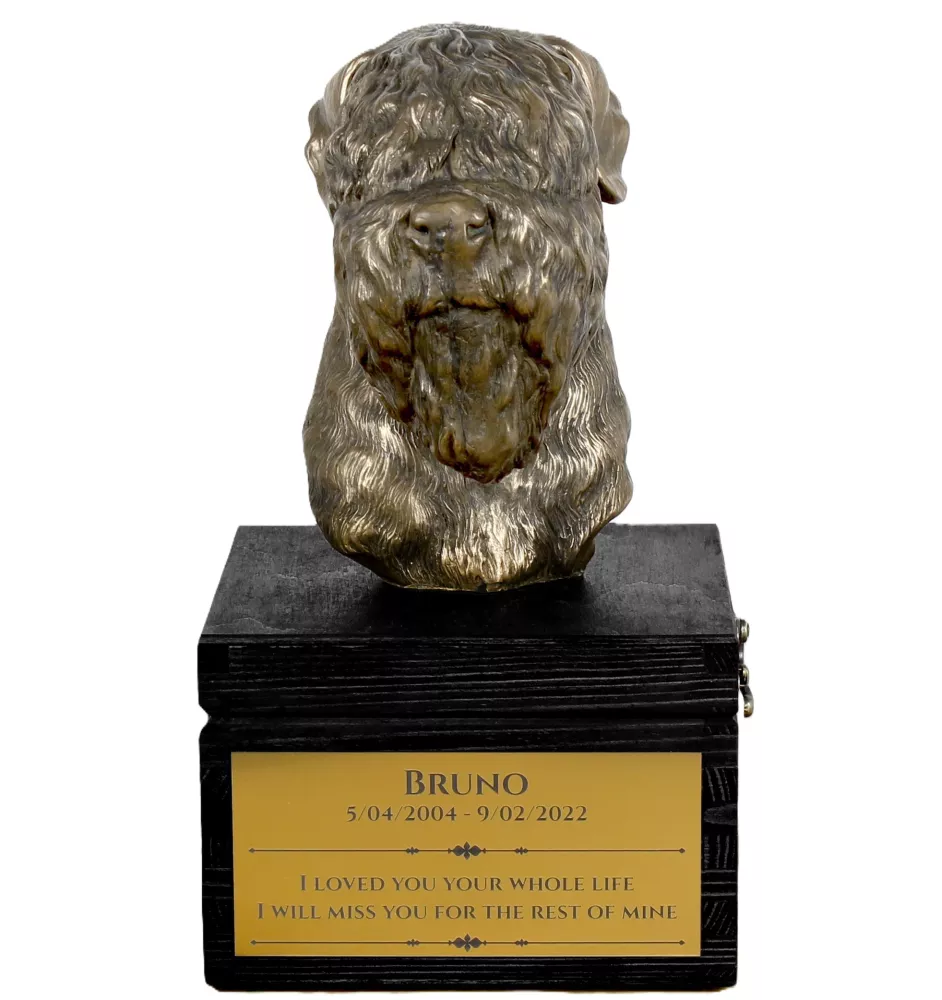 Black Russian Terrier, Chornyi Terrier - an urn with an engraving and a sculpture of a dog, a handmade product by the Art-Dog brand.