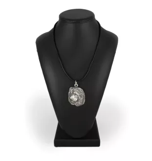 Berger du Caucase - Collier de chien dans une boîte cadeau, médaillon argenté pour fan de chien, pendentif remarquable de la marque Art-Dog