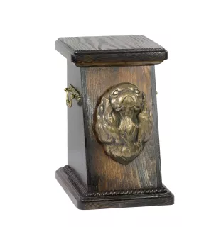 Cavalier King Charles Spaniel I eine Ascheurne für Hunde, eine elegante Urne mit einer Statue, eine Gedenkurne mit dem Porträt eines Hundes von der Marke Art-Dog