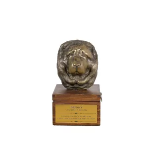 Caucasian Shepherd Dog, Caucasian Ovcharka - urn for dog ashes with a statuette, small urn for a dog, personalized urn with a bust of a dog by Art-Dog brand