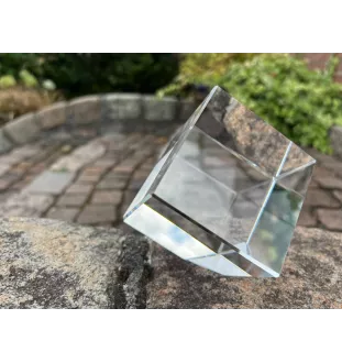 Cavalier King Charles Spaniel - un cube de cristal avec une photo, une photo de cheval dans le cristal, un presse-papiers cubique de la marque Art-Dog