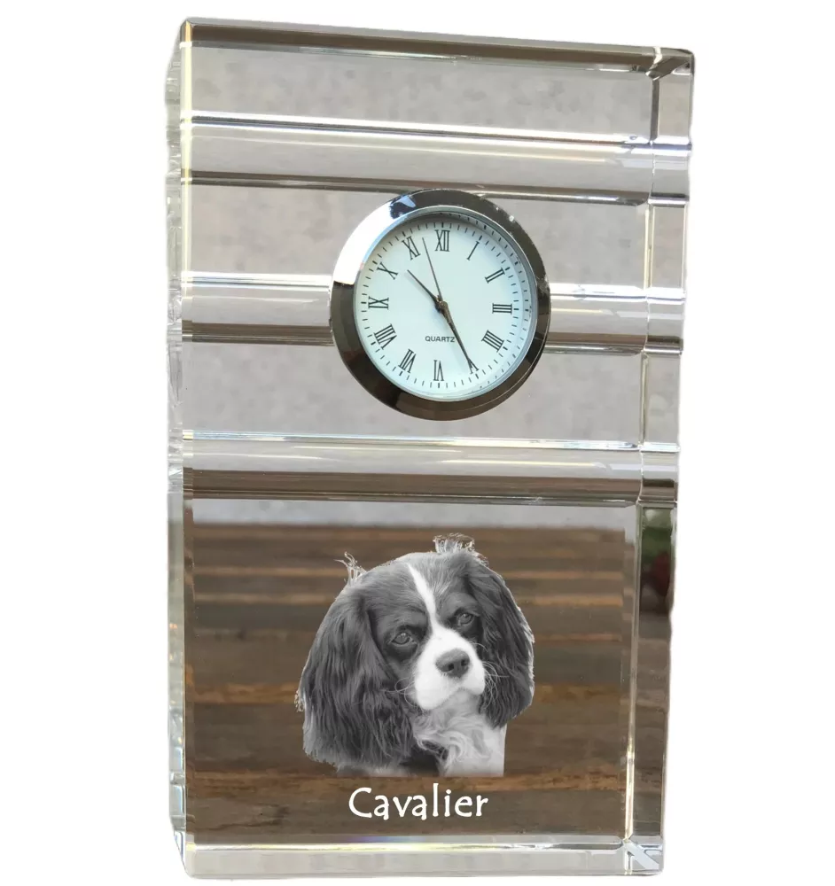 Cavalier King Charles Spaniel - une horloge en verre avec une photo, une photo de chien dans un cristal, une horloge de bureau personnalisée de la marque Art-Dog