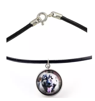 Kaukasischer Schäferhund, Kaukasischer Owtscharka - Halskette in einer Schachtel, elegante Verzierung, Anhänger der Marke Art-Dog