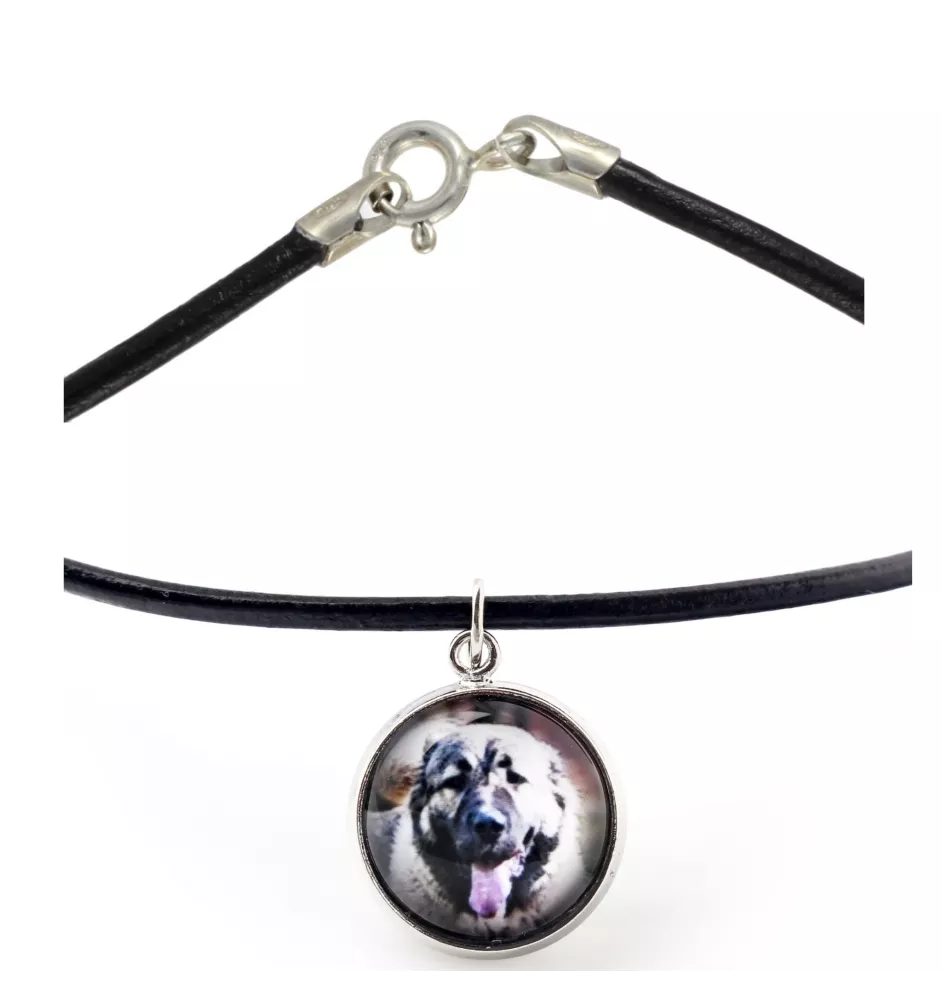 Kaukasischer Schäferhund, Kaukasischer Owtscharka - Halskette in einer Schachtel, elegante Verzierung, Anhänger der Marke Art-Dog