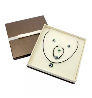 Cavalier King Charles Spaniel - a set of jewelry in a box, necklace, earrings, bracelet, products from the Art-Dog brand