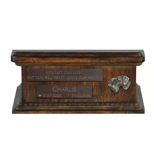 Terrier Tchèque, Cesky Terrier - urne pour cendres de chien, urne personnalisée avec une statuette, urne en bois avec un chien de la marque Art-Dog