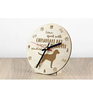 Chesapeake Bay Retriever, Chessie - clock with dog, wooden clock with engraving, personalised clock by Art-Dog