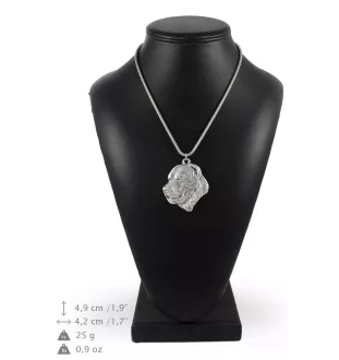 Berger d'Asie Centrale, Sredneasiatskaïa ovtcharka - un collier avec un chien, un pendentif de chien sur une chaîne en argent, un bijou unique de la marque Art-Dog