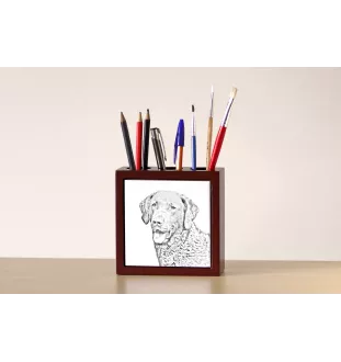 Chesapeake Bay Retriever, Chessie - pen holder with a dog, desk organizer with a print, personalized desk decoration from the Art-Dog brand.