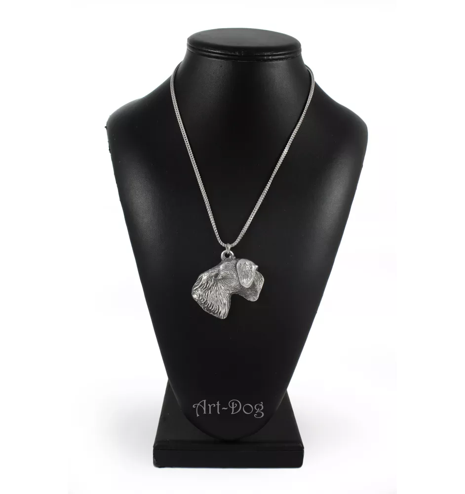 Terrier Tchèque, Cesky Terrier - un collier avec un chien, un pendentif de chien sur une chaîne en argent, un bijou unique de la marque Art-Dog