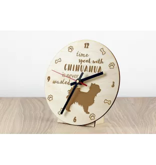 Chihuahua Langhaar - Uhr mit Hund, Holzuhr mit Gravur, personalisierte Uhr von Art-Dog