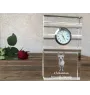 Chihuahua à poil long - une horloge en verre avec une photo, une photo de chien dans un cristal, une horloge de bureau personnalisée de la marque Art-Dog