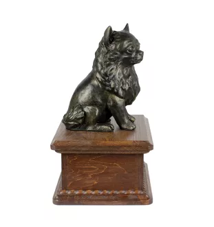 Chihuahua Kurzhaar - Eine Urne für die Asche eines Hundes mit einer Statue, eine personalisierte hölzerne Urne, eine kleine Urne für Hundeschnuppen der Marke Art-Dog.