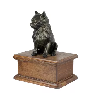 Chihuahua short-haired, Chihuahua smooth - urn for dog ashes with a statuette, personalized wooden urn, small urn for dog ashes by Art-Dog brand