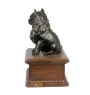 Chihuahua à poil court - urne pour les cendres d'un chien avec une statuette, urne personnalisée en bois, petite urne pour les cendres de chien de la marque Art-Dog