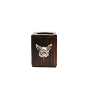Chihuahua à poil court - bougeoir en bois avec un chien, un souvenir unique après la perte d'un chien, une œuvre artisanale de la marque Art-Dog
