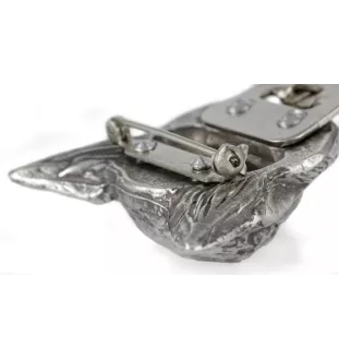 Chihuahua short-haired, Chihuahua smooth I - brooch with a clip, holder for a start number, silver-plated dog show pin from the Art-Dog brand