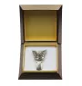 Chihuahua short-haired, Chihuahua smooth I - brooch with a clip, holder for a start number, silver-plated dog show pin from the Art-Dog brand