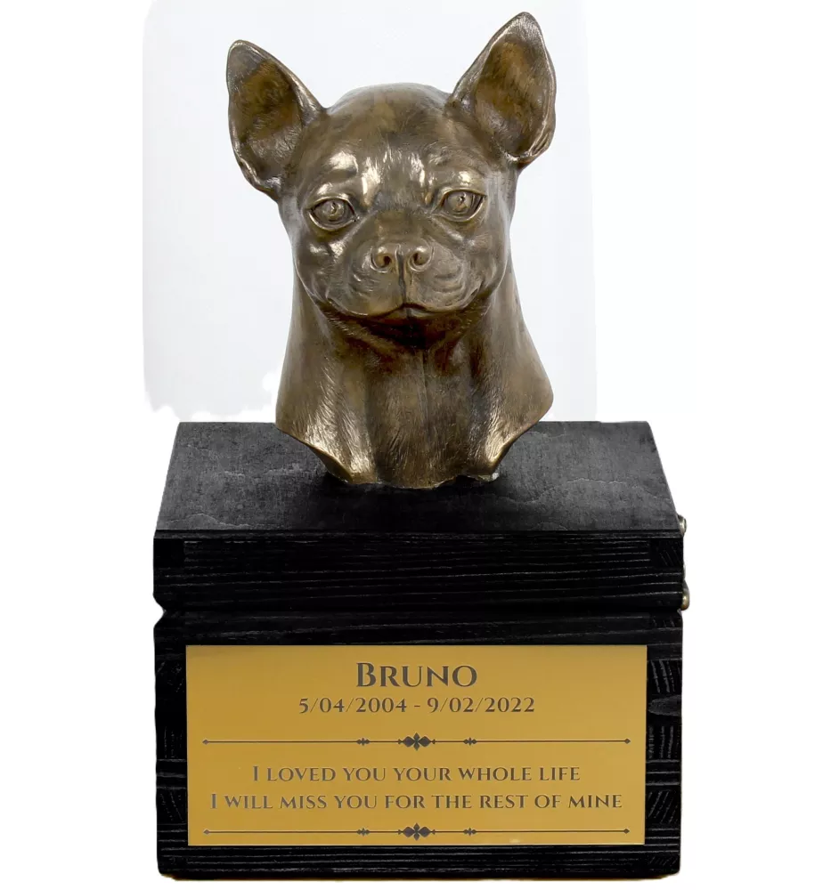 Chihuahua Kurzhaar I - eine Urne mit Gravur und Hundeskulptur, letzter Abschied, handgefertigtes Produkt der Marke Art-Dog