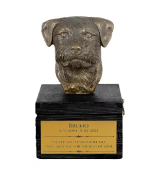 Border Terrier - une urne avec une gravure et une sculpture de chien, un dernier adieu, un produit fait à la main de la marque Art-Dog