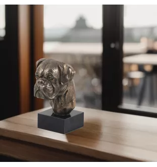 Boxer II - Statue de chien, buste sur socle en pierre, sculpture, trophée pour exposition canine par la marque Art-Dog