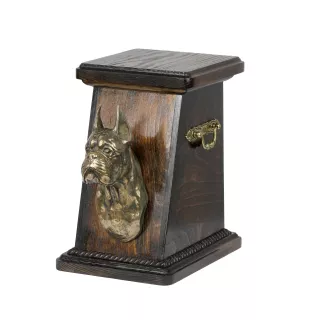 Boxer, Deutscher Boxer eine Ascheurne für Hunde, eine elegante Urne mit einer Statue, eine Gedenkurne mit dem Porträt eines Hundes von der Marke Art-Dog