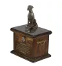 Boxer, Deutscher Boxer V - Eine Urne für die Asche eines Hundes, eine Urne mit einer Statue, eine personalisierte Hundeurne von der Marke Art-Dog.