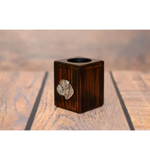 Boxer III - bougeoir en bois avec un chien, un souvenir unique après la perte d'un chien, une œuvre artisanale de la marque Art-Dog