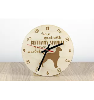 Brittany Spaniel, Brittany Wiegref - clock with dog, wooden clock with engraving, personalised clock by Art-Dog