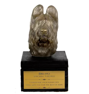 Briard, Berger de Brie - an urn with an engraving and a sculpture of a dog, a handmade product by the Art-Dog brand.