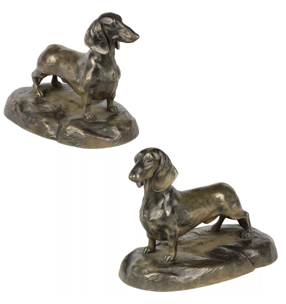 Teckel à poil ras, Chien-saucisse - statue de chien, figurine pour bureau, trophée pour exposition canine par la marque Art-Dog