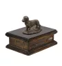 Teckel à poil dur, Chien-saucisse - urne pour cendres de chien, urne personnalisée avec une statuette, urne en bois avec un chien de la marque Art-Dog