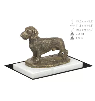 Dachshund Rauhhaar, Dackel, Teckel - Hundestatue, Figur auf weißem Marmor, Trophäe für die Art-Dog-Hundeaustellung