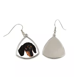 Dachshund Kurzhaar, Dackel, Teckel - Ohrringe mit einem Bild und dem Schriftzug "Geometrischer Hund" von Art-Dog
