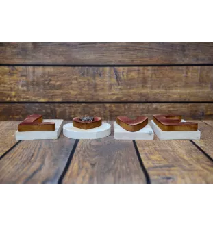 Argentinische Dogge, Dogo Argentino - Holzschriftzug LOVE, Innendekoration mit Hund, entzückende Dekoration für das Regal der Marke Art-Dog