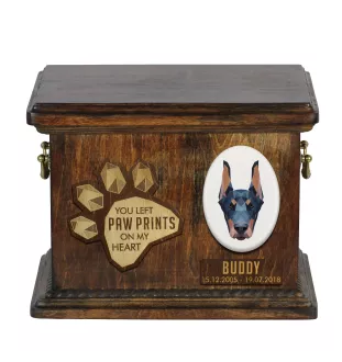 Doberman drewnianai urna z psem Art-Dog