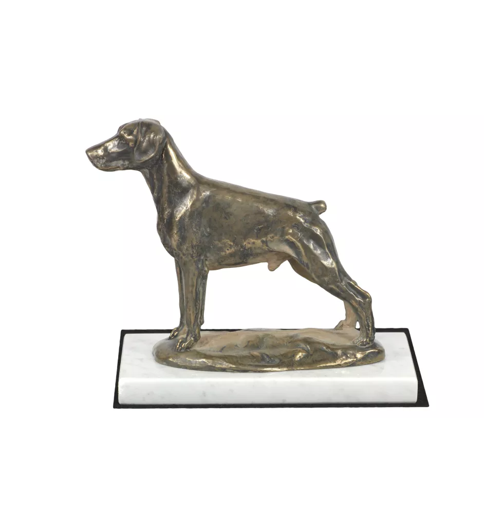 Dobermann, Dobermann Pinscher II - une statuette de chien, une figurine en marbre blanc, un trophée pour l'exposition de chiens de la marque Art-Dog
