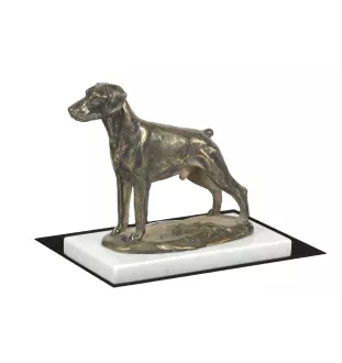 Dobermann II - Hundestatue, Figur auf weißem Marmor, Trophäe für die Art-Dog-Hundeaustellung