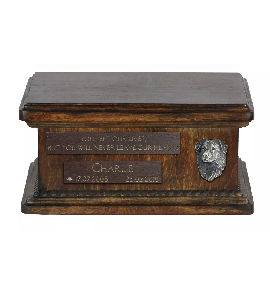 Berger hollandais - urne en bois pour les cendres d'un chien, urne personnalisée avec une gravure, petite urne pour les cendres de chien de la marque Art-Dog