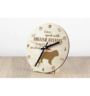 Bulldog, Bulldog anglais - horloge avec chien, horloge en bois avec gravure, horloge personnalisée par Art-Dog