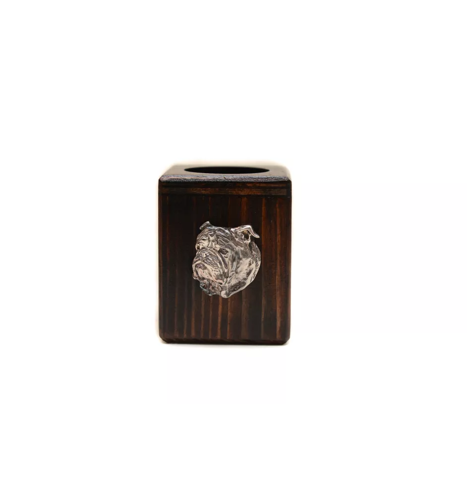 Bulldog, Bulldog anglais I - bougeoir en bois avec un chien, un souvenir unique après la perte d'un chien, une œuvre artisanale de la marque Art-Dog