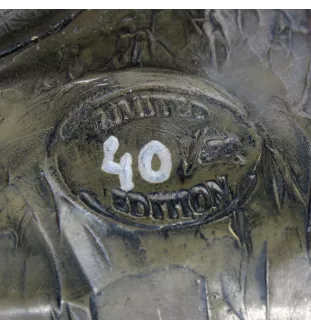 Bulldog, English Bulldog, British Bulldog - stained glass lamp with a lampshade, table lamp with a dog statue, interior decor in retro style by Art-Dog brand