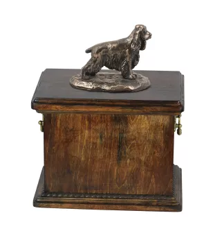 English Cocker Spaniel, Englische Cockerspaniel  eine Urne für die Asche des Hundes, eine Urne mit einer Statue, eine elegante Urne im klassischen Stil der Marke Art-Dog