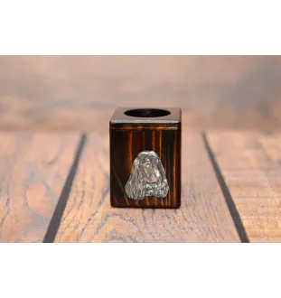 Cocker spaniel anglais I - bougeoir en bois avec un chien, un souvenir unique après la perte d'un chien, une œuvre artisanale de la marque Art-Dog