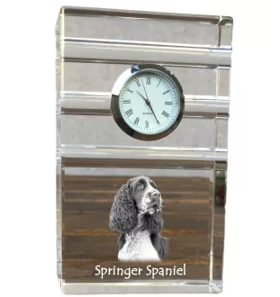 English Springer Spaniel, Springer anglais - une horloge en verre avec une photo, une photo de chien dans un cristal, une horloge de bureau personnalisée de la marque Art-Dog