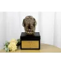 Fila Brasileiro - an urn with an engraving and a sculpture of a dog, a handmade product by the Art-Dog brand.