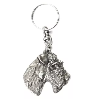 Fox-terrier à poil dur - Pendentif argenté avec un chien dans une boîte décorative, décoration de sac à main, pendentif de sac à dos par la marque Art-Dog
